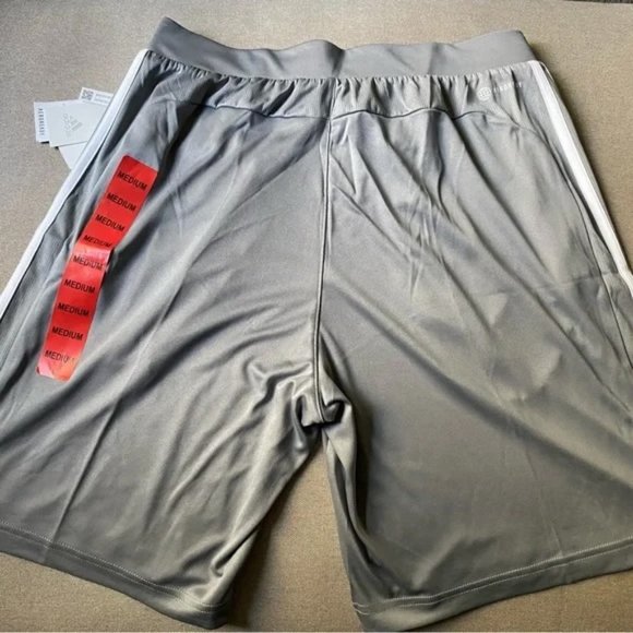NWT ADIDAS Mens 3S PES Aeroready Shorts gray White Stripes Zipper Pocket - Picture 7 of 11